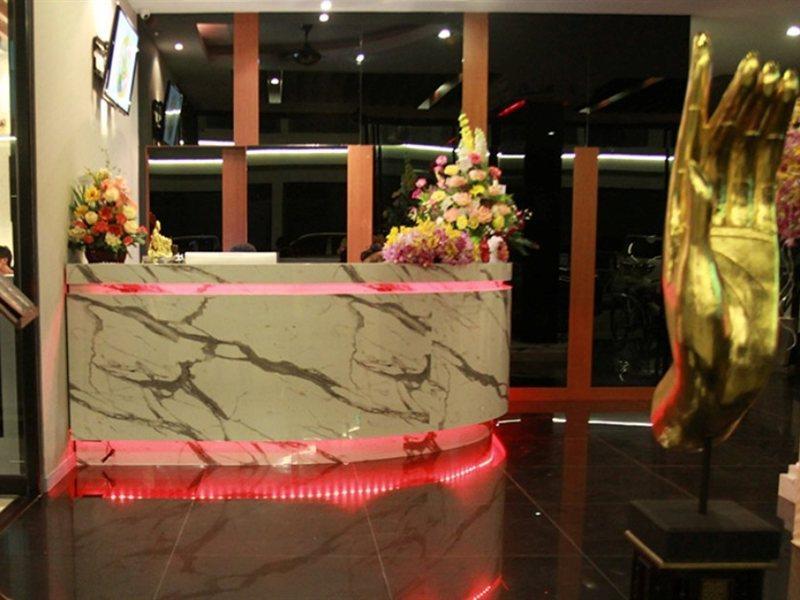 Hemingways Silk Hotel Patong Esterno foto
