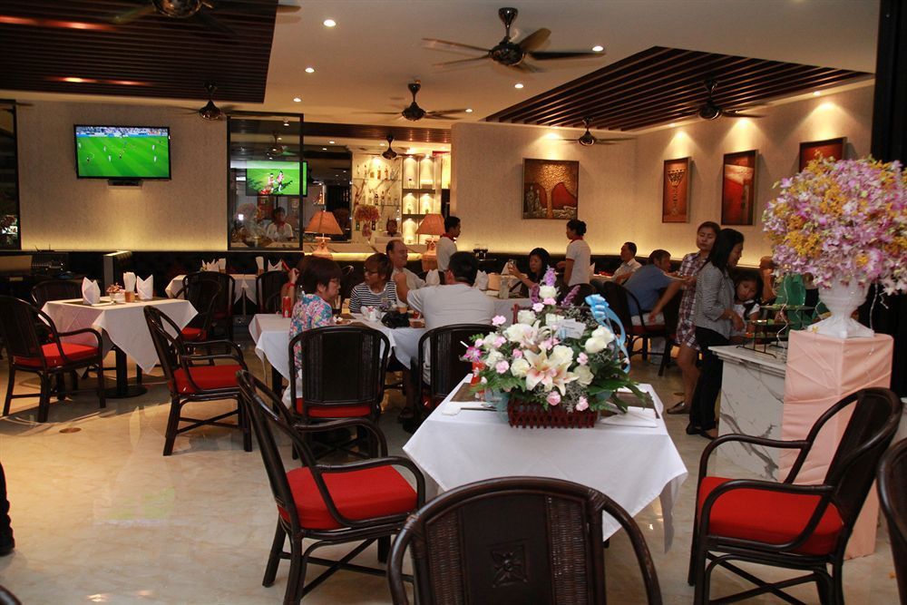 Hemingways Silk Hotel Patong Esterno foto