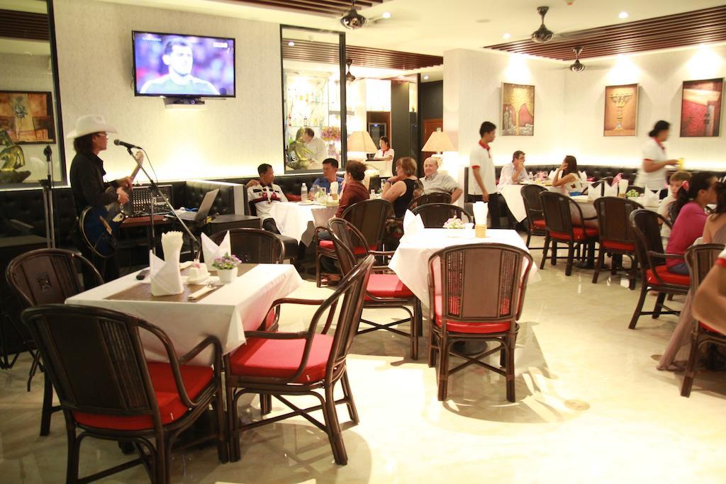 Hemingways Silk Hotel Patong Esterno foto