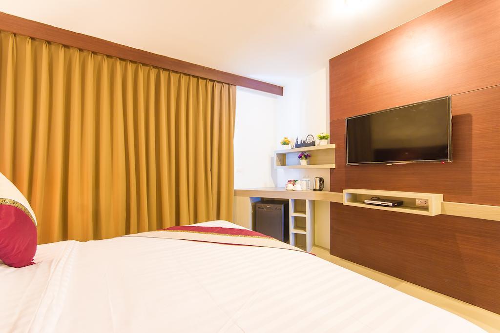 Hemingways Silk Hotel Patong Camera foto