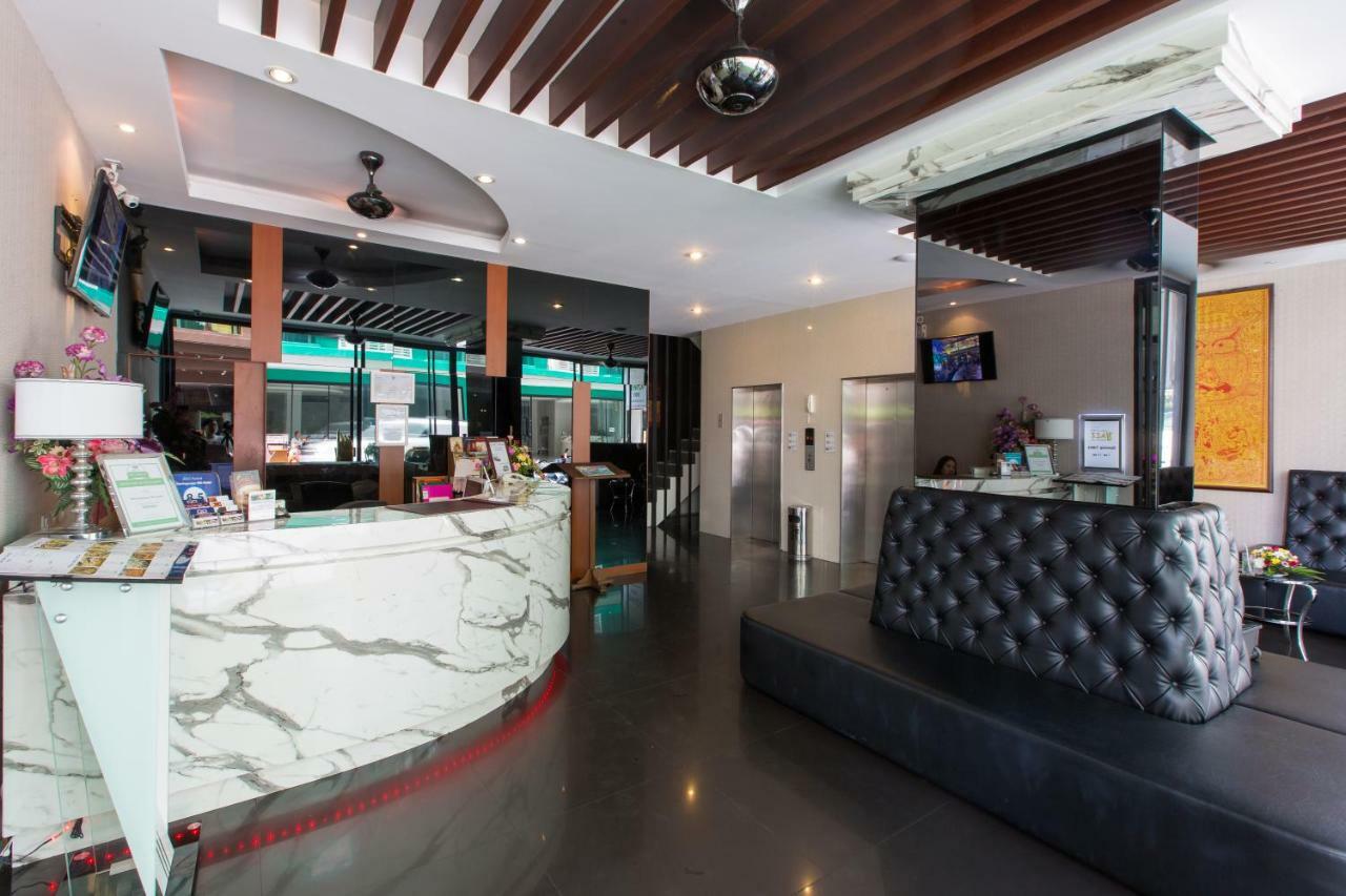 Hemingways Silk Hotel Patong Esterno foto